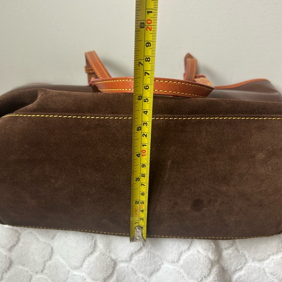 Dooney & Bourke tote bag brown patent leather suede bottom tan leather handles - Picture 15 of 15